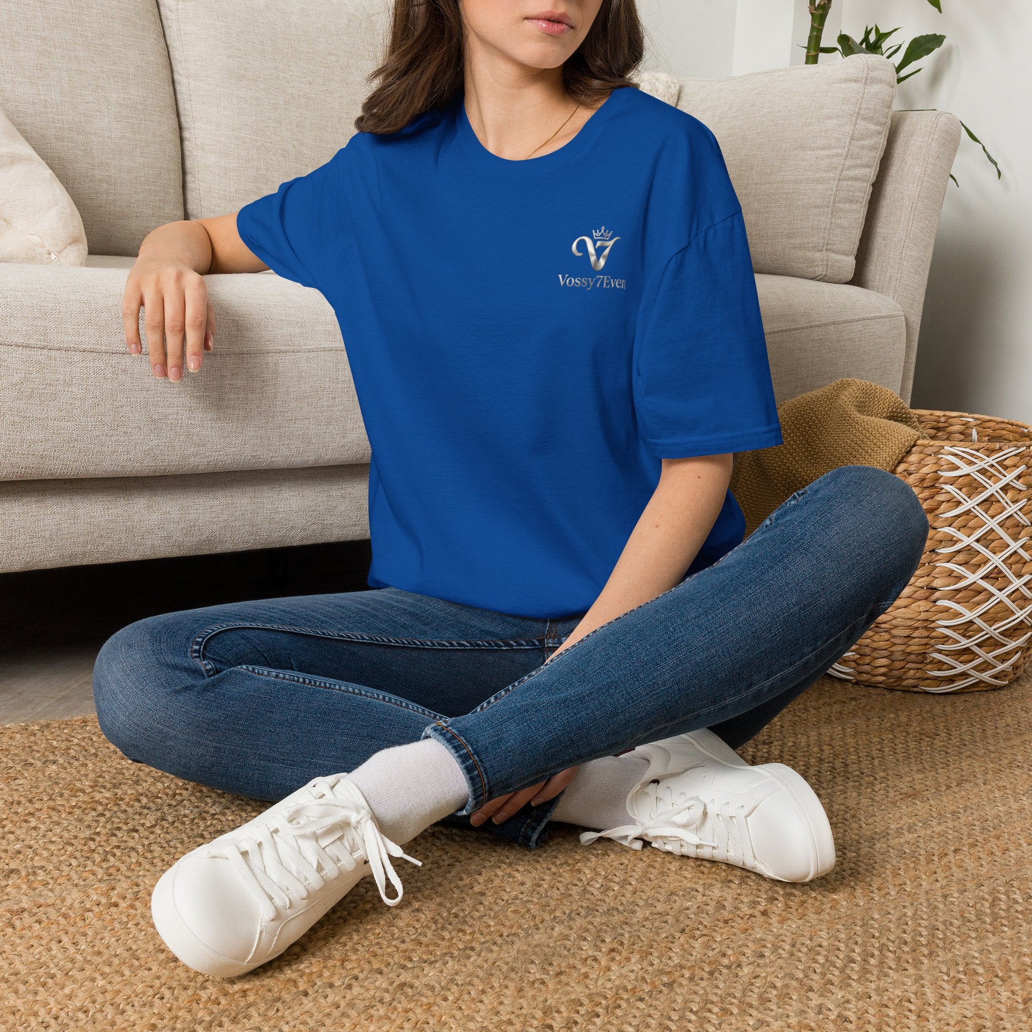 Vossy7Even Crown Monogram T-Shirt | Small Chest Logo