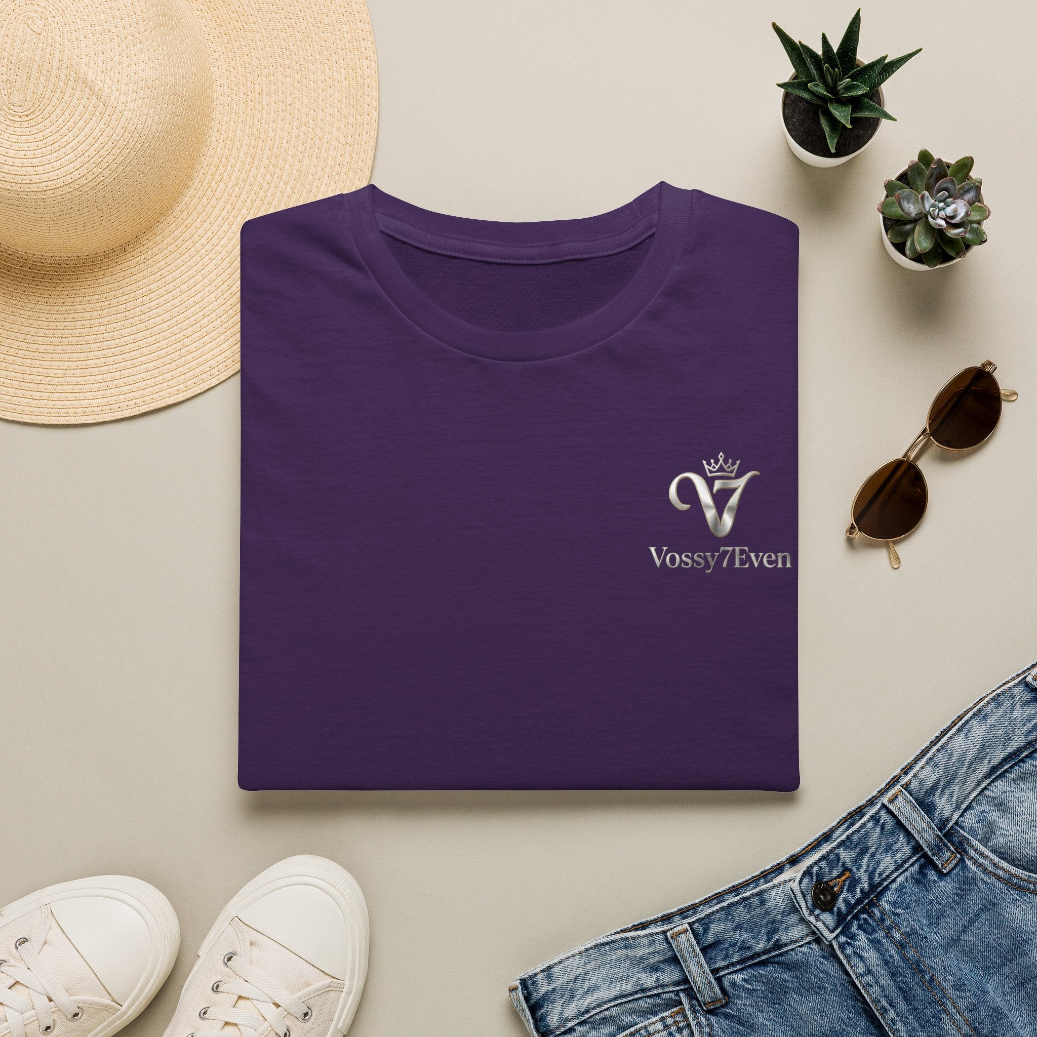Vossy7Even Crown Monogram T-Shirt | Small Chest Logo